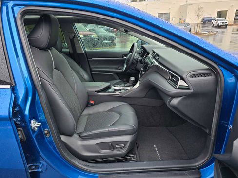 Used 2020 Toyota Camry XSE w/ Carpet Mat Package image 11