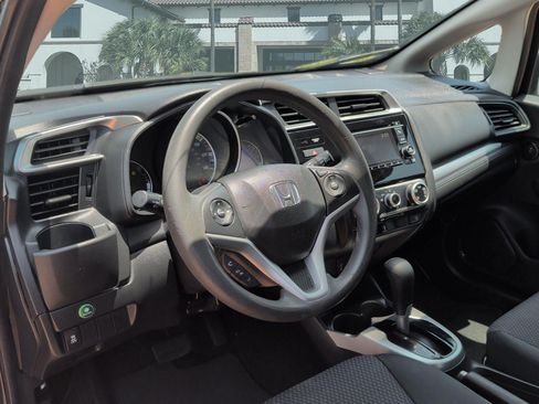Used 2020 Honda Fit LX image 12