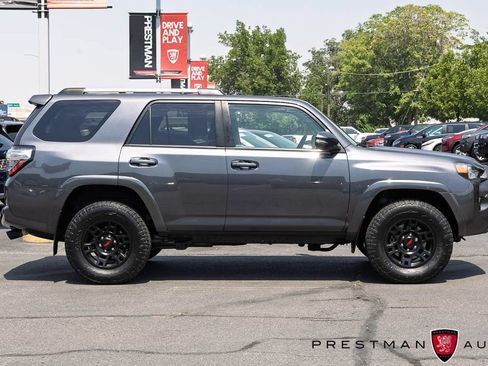 Used 2022 Toyota 4Runner SR5 Premium w/ Moonroof Package AWD/4WD image 20