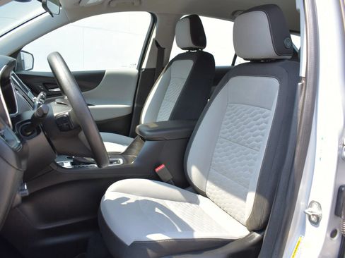 Used 2020 Chevrolet Equinox LS AWD/4WD image 11
