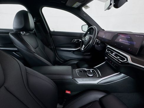 Used 2023 BMW 330i xDrive Sedan w/ Premium Package image 28