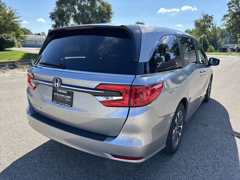 Used 2022 Honda Odyssey EX-L image 7