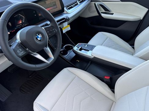 New 2026 BMW X2 xDrive28i w/ Technology Package image 4