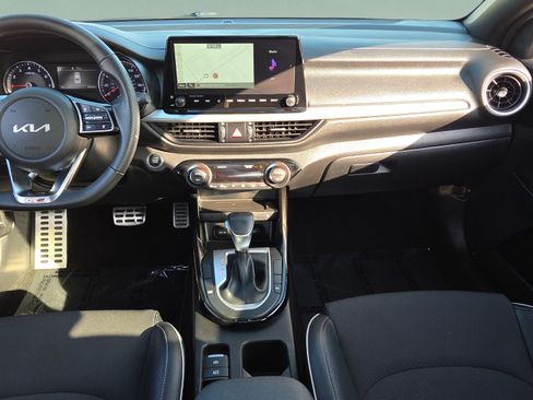 Used 2022 Kia Forte GT-Line w/ GT-Line Premium Package FWD image 13