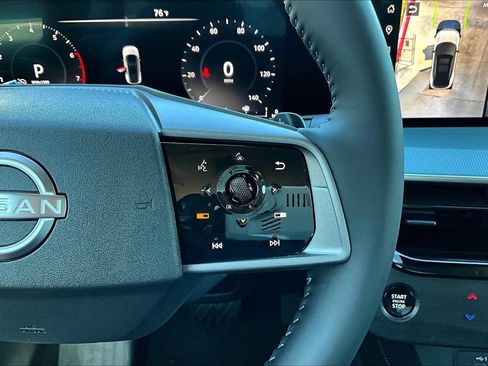 Certified 2025 Nissan Murano SL AWD/4WD image 23