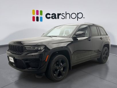 Used 2023 Jeep Grand Cherokee Altitude