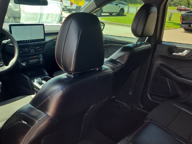 Used 2023 Ford Escape ST-Line w/ Tech Pack #1 FWD image 13