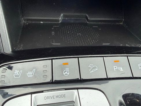 Used 2024 Hyundai Tucson Limited image 28