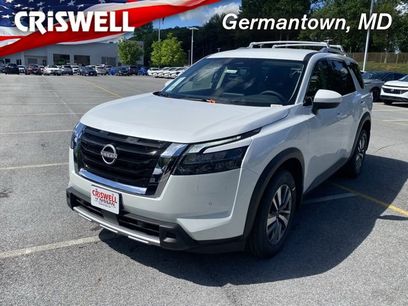 New 2025 Nissan Pathfinder SL