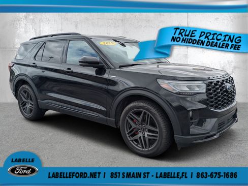 Used 2025 Ford Explorer ST-Line w/ Premium Package AWD/4WD image 1