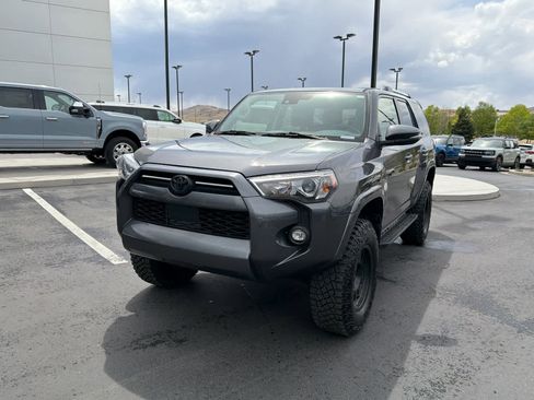 Used 2021 Toyota 4Runner SR5 Premium w/ Moonroof Package AWD/4WD image 3