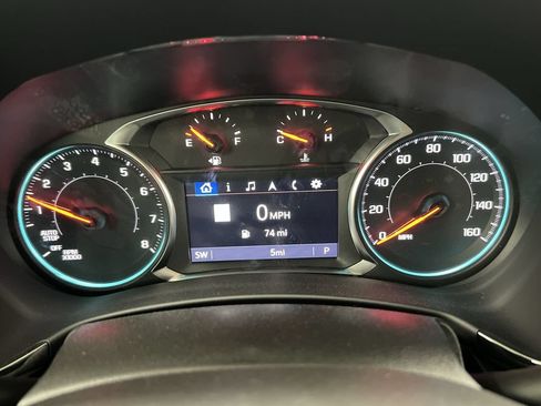 Used 2023 Chevrolet Equinox RS AWD/4WD image 11