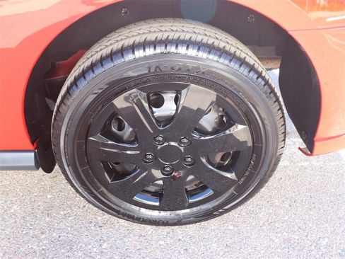 Certified 2018 Ford Transit Connect XLT image 22