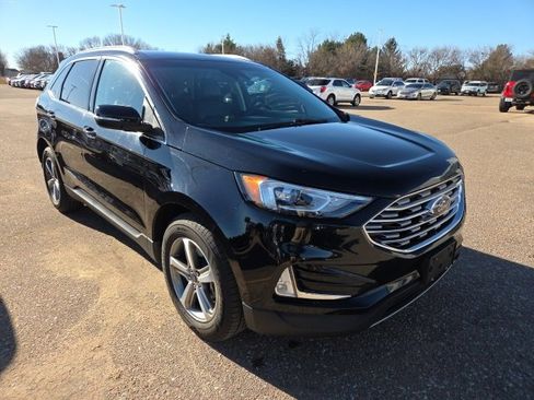 Used 2019 Ford Edge SEL w/ Equipment Group 201A image 6