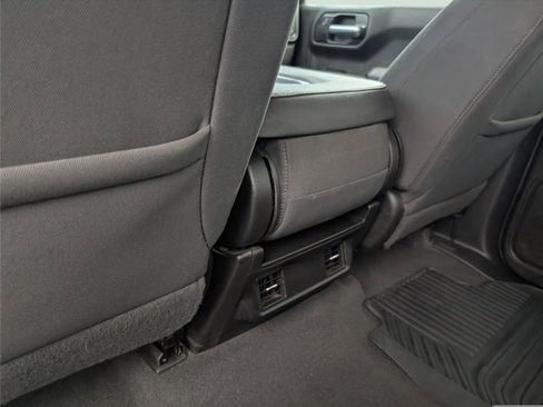 Used 2022 Chevrolet Silverado 1500 Custom image 28