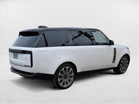 New 2025 Land Rover Range Rover SV AWD/4WD image 5