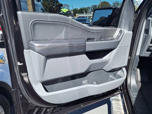 Used 2025 Ford F150 XLT w/ Equipment Group 301A Standard AWD/4WD image 13