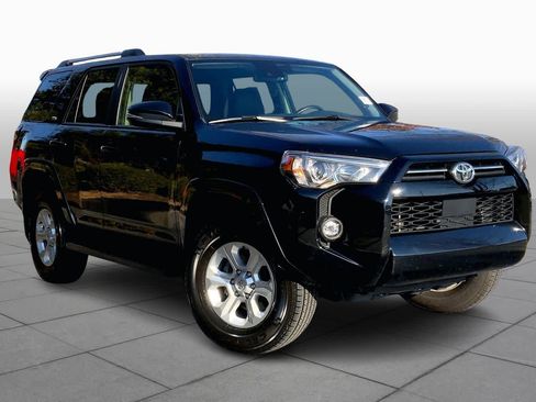 Used 2024 Toyota 4Runner SR5 Premium image 3