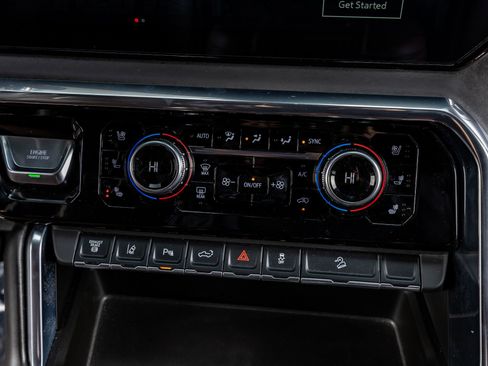 Used 2024 GMC Sierra 2500 Denali Ultimate image 27