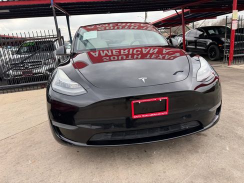 Used 2021 Tesla Model Y Long Range image 4