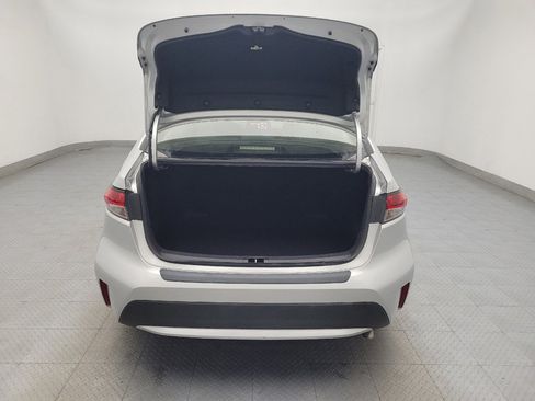 Used 2020 Toyota Corolla LE image 29