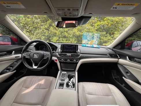Used 2018 Honda Accord Touring image 28