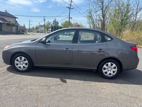 Used 2009 Hyundai Elantra GLS w/ Popular Equipment Pkg 2 image 2