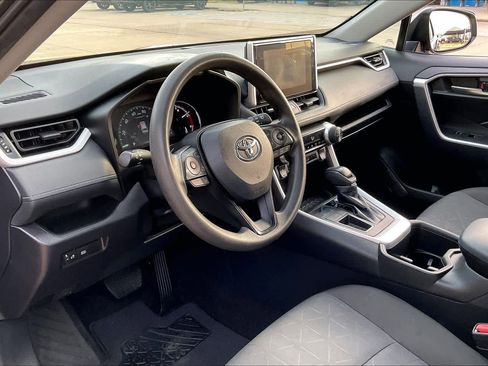 Used 2024 Toyota RAV4 XLE image 16