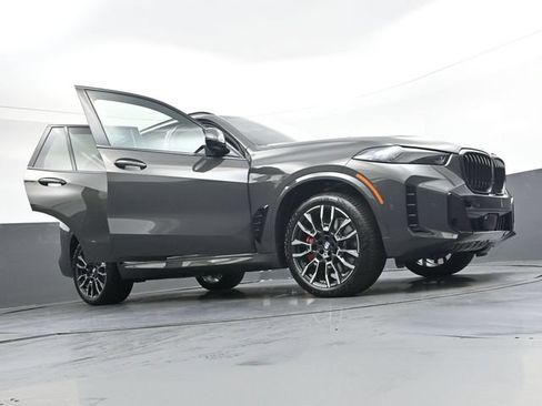 New 2026 BMW X5 xDrive50e w/ M Sport Package AWD/4WD image 49