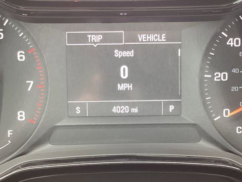 Used 2026 Chevrolet Trax LS FWD image 3