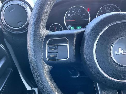 Used 2018 Jeep Wrangler Sport image 22