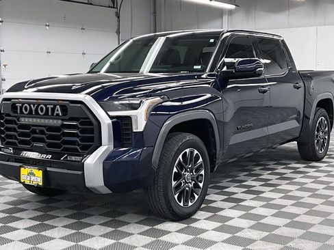 Used 2023 Toyota Tundra Limited AWD/4WD image 12