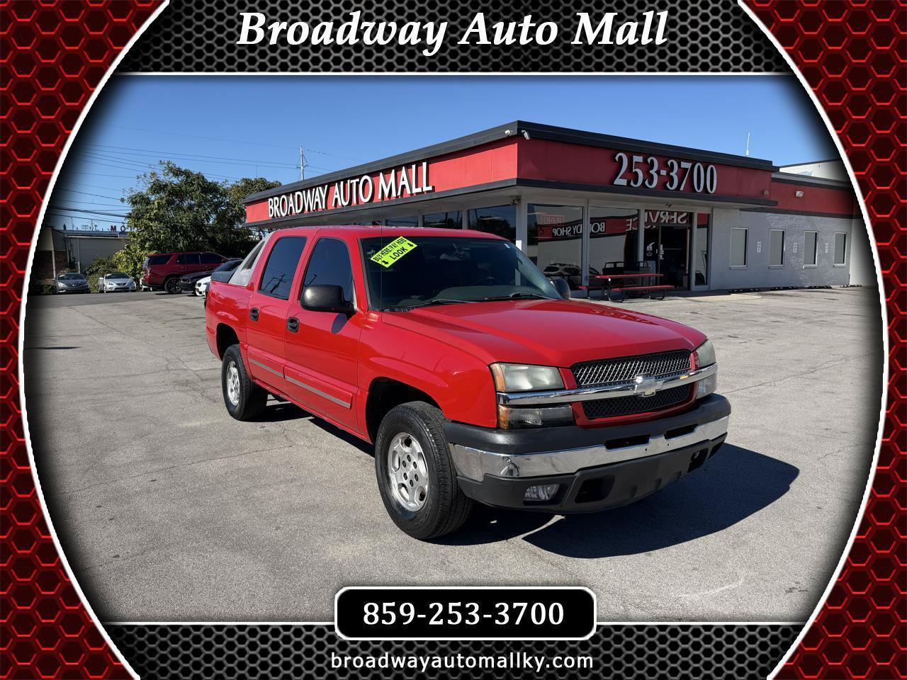 Used 2004 Chevrolet Avalanche 2WD image 1