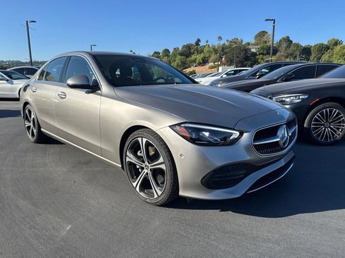 Used 2024 Mercedes-Benz C 300 Sedan image 3