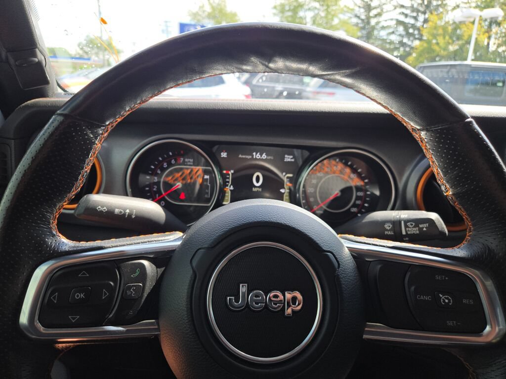 Used 2021 Jeep Gladiator Mojave AWD/4WD image 39