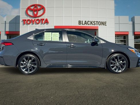 Certified 2026 Toyota Corolla SE w/ SE Package FWD image 2