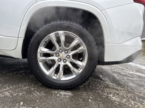 Used 2018 Chevrolet Traverse High Country AWD/4WD image 9