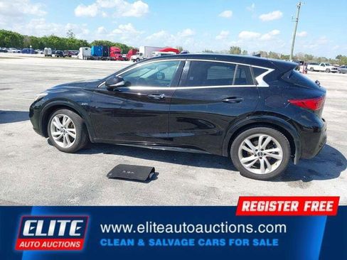 Used 2018 INFINITI QX30 FWD image 27