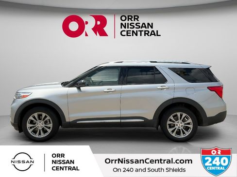 Used 2021 Ford Explorer Limited w/ Equipment Group 301A AWD/4WD image 8