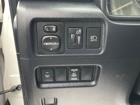 Used 2021 Toyota 4Runner TRD Off-Road Premium w/ Moonroof Package image 30