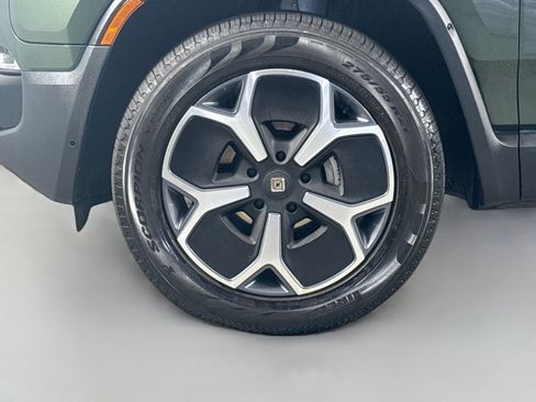Used 2024 Rivian R1T Adventure Dual AWD/4WD image 37
