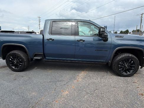 New 2026 Chevrolet Silverado 2500 LTZ w/ Trail Boss Package AWD/4WD image 11