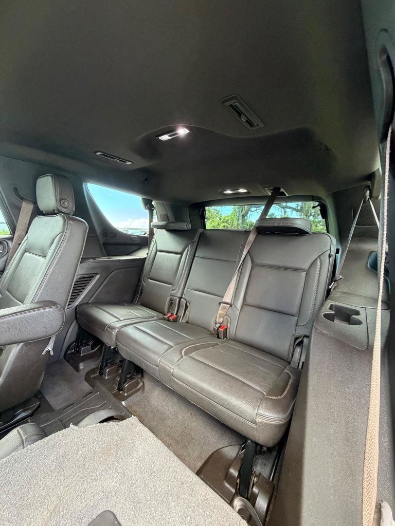 Used 2021 GMC Yukon Denali w/ Denali Premium Package RWD image 14