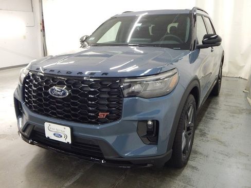 New 2025 Ford Explorer ST w/ Sun And Sound Package image 9