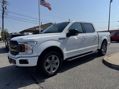 Used 2019 Ford F150 XLT w/ Equipment Group 302A Luxury image 3