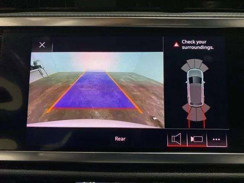 Used 2020 Audi Q3 2.0T Premium w/ Convenience Package image 44