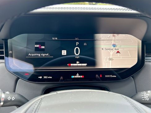 New 2025 Land Rover Range Rover SV image 34