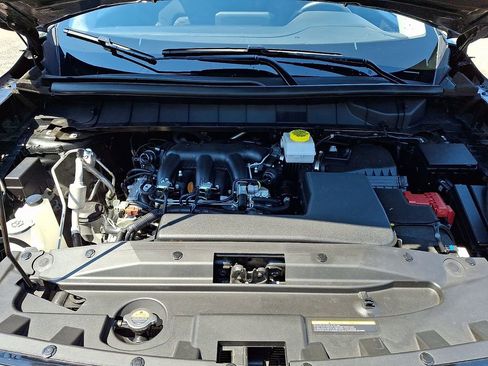 Certified 2025 Nissan Pathfinder SV AWD/4WD image 30