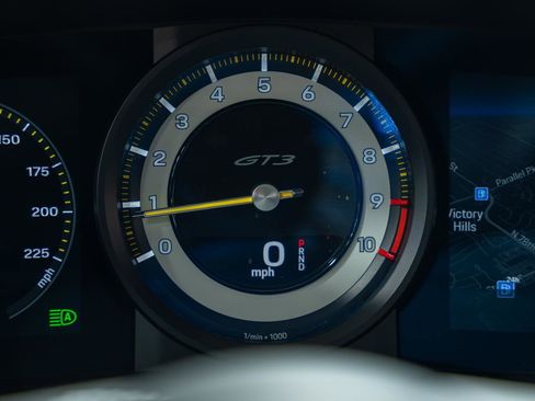 Used 2022 Porsche 911 GT3 image 81