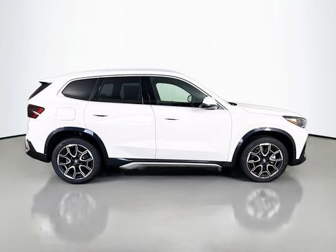 New 2026 BMW X1 xDrive28i w/ Convenience Package image 8